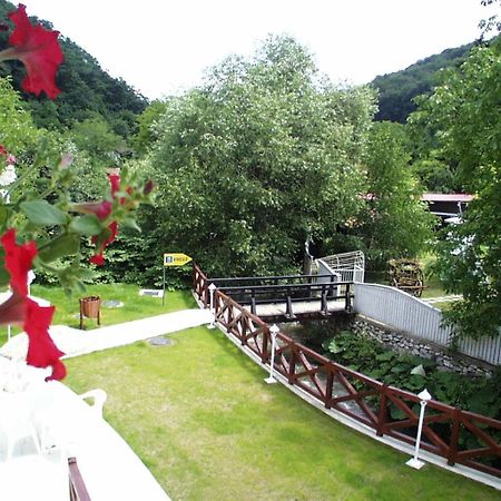 Hotel Szeleta Lillafured Ngoại thất bức ảnh