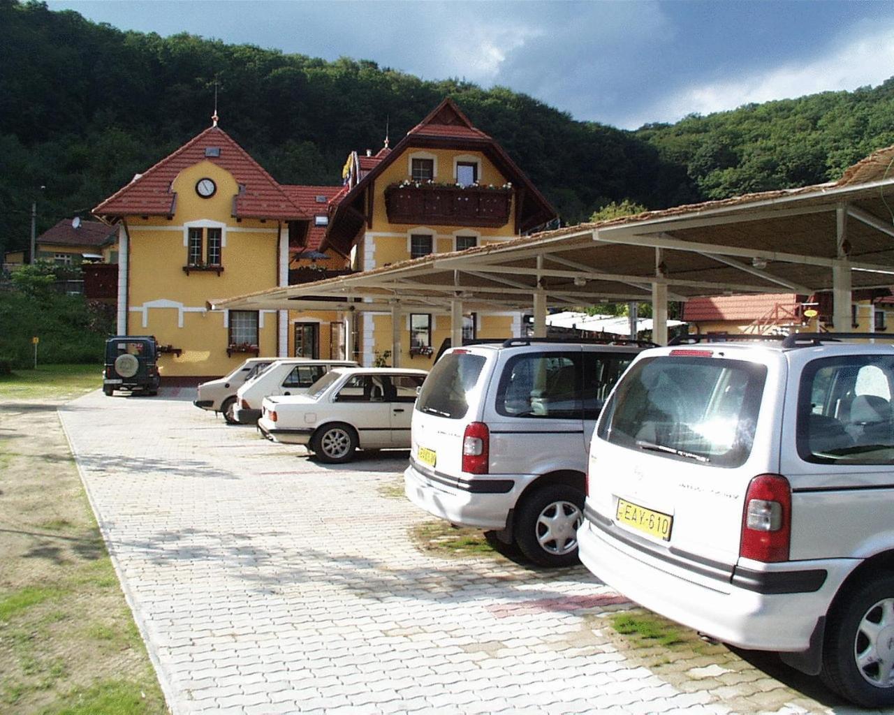 Hotel Szeleta Lillafured Ngoại thất bức ảnh